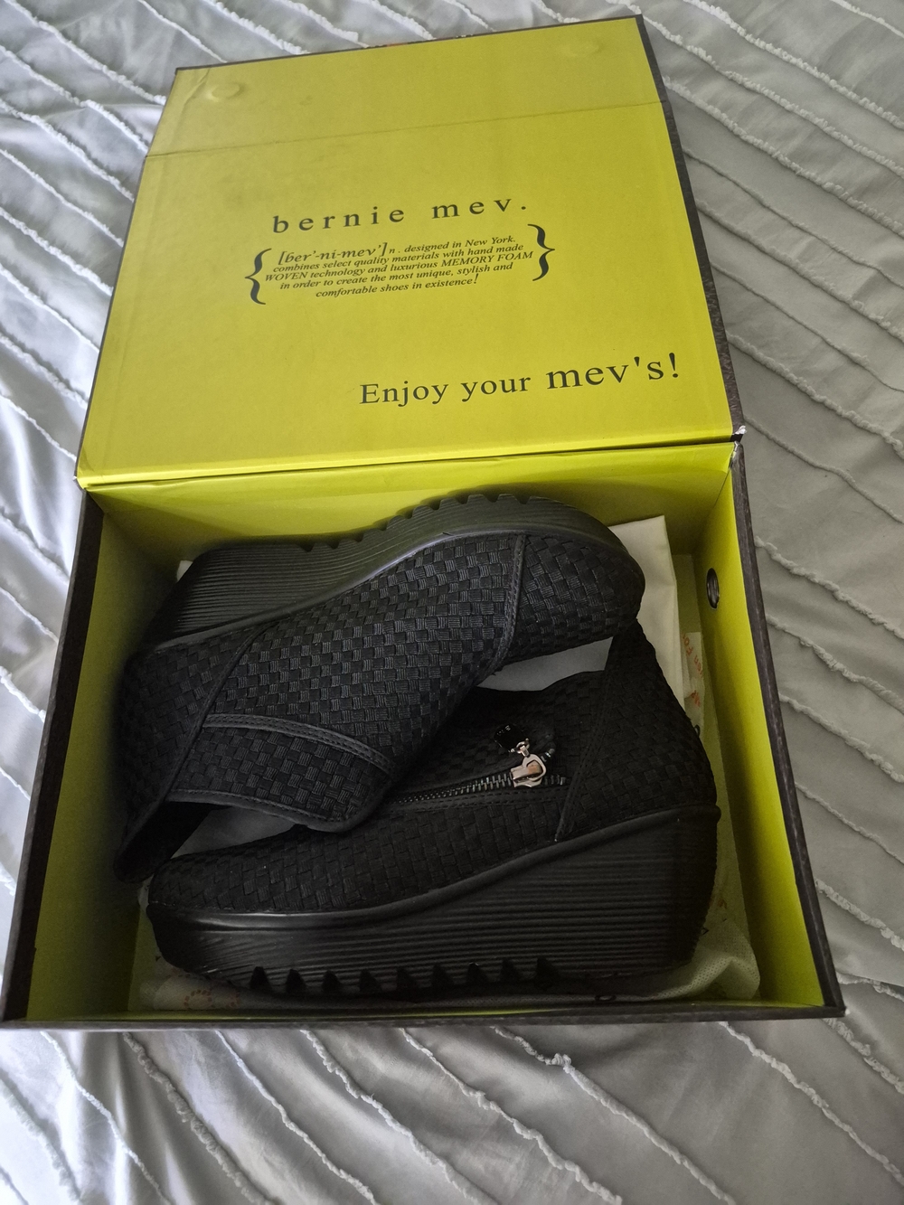 Bernie Mev Women's Black Wedge Zip On Booties